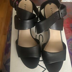 Via Spiga Black Leather Sandals